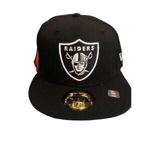 New Era Las Vegas Raiders Greetings 59Fifty Fitted Hat Size 7 5/8